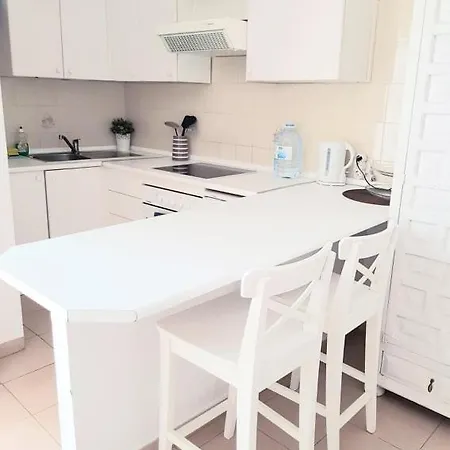 Cozy Studia Puerto Santiago 圣地亚哥港